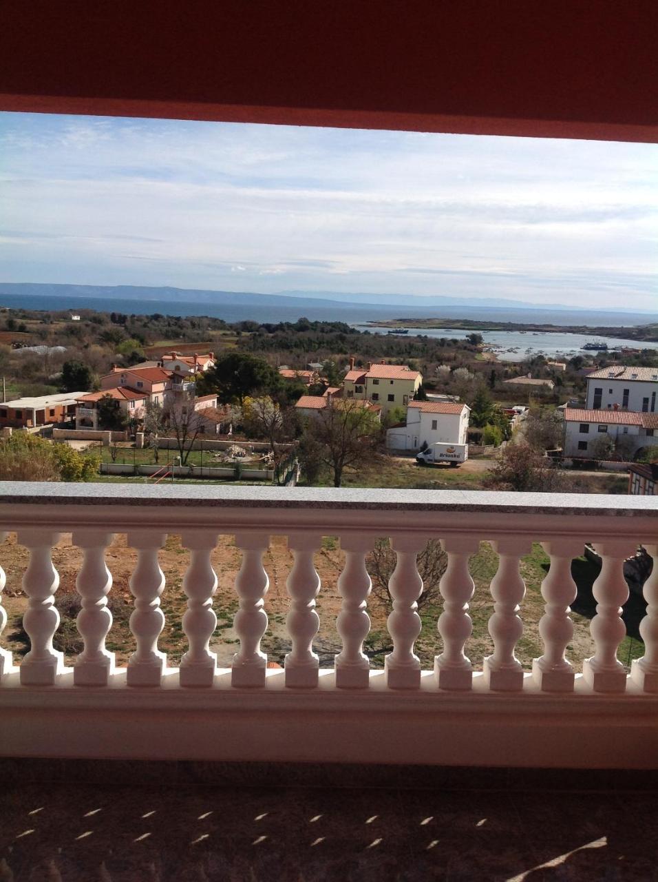 Hotel Livadic & Restaurant Liznjan Bagian luar foto